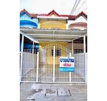 Modernes Reihenhaus in Nakhonratchasima, renoviert