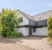 Haus in Mülheim an der Ruhr - 1.345.000,00&nbsp;EUR Kaufpreis, ca.&nbsp; 250,00&nbsp;m&sup2;&nbsp;Wohnfl&auml;che in Mülheim an der Ruhr (PLZ: 45481) Saarn/Mintard