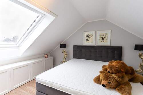 Schlafzimmer Kind Dachgeschoss - 