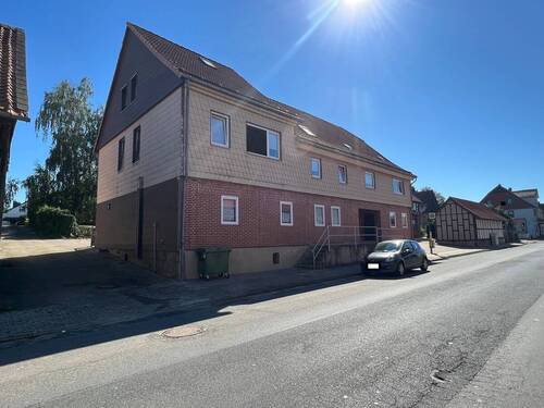 Straßenansicht - 1 Zimmer Mehrfamilienhaus, Wohnhaus zum Kaufen in Seesen
