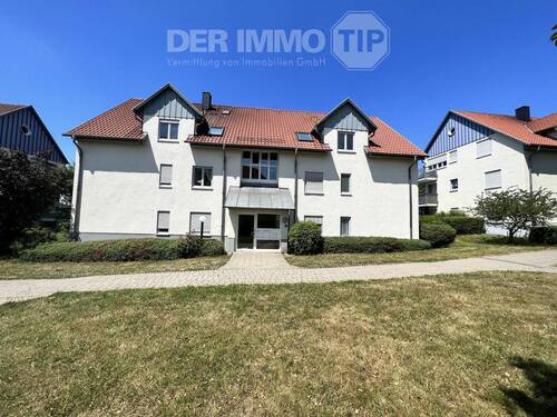 Hausansicht - 3 Zimmer Etagenwohnung zum Kaufen in Wilkau-Haßlau