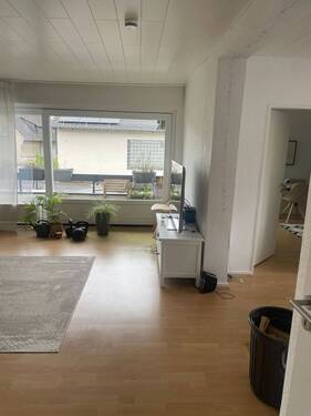 Wohnzimmer - 3 Zimmer Etagenwohnung in Lohmar