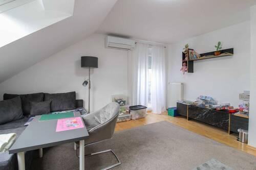 Schlafzimmer III, 2.OG (2) - 