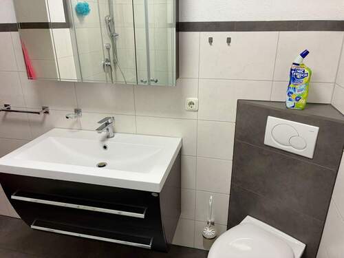 Badezimmer EG - Ansicht 2 - 