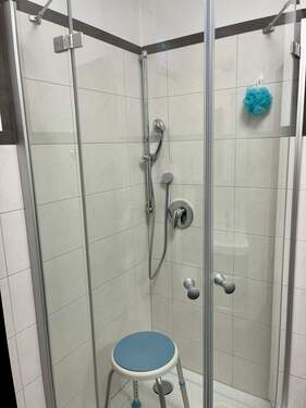Dusche Bad EG - Ansicht 3 - 