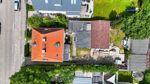 Luftbild auf das gesamte Grundstück - 