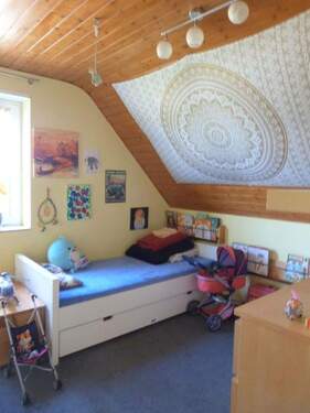 Kinderzimmer 1 OG 1 - 