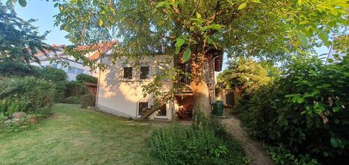 Rückseite Haus / Gartenansicht - Großzügiges Einfamilienhaus mit 183 m² Wohnfläche - historischer Charme trifft moderne Erweiterung