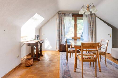 Kinderzimmer Ans. 1 im DG - 