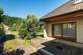 Terrasse abgehend vom Wohnzimmer - Einfamilienhaus mit 133,60 m&sup2; in Ahrensburg zum Kaufen