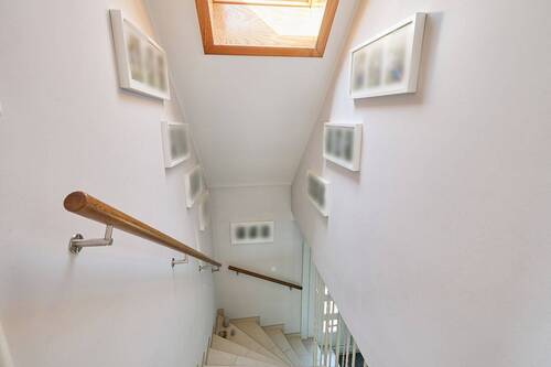 Treppe ins Obergeschoss - 