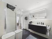 Badezimmer mit Dusche - 