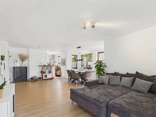 Wohnen & Essen - 3 Zimmer Etagenwohnung zum Kaufen in Bad Friedrichshall / Hagenbach