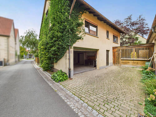 Einfahrt, Haus 1 - 