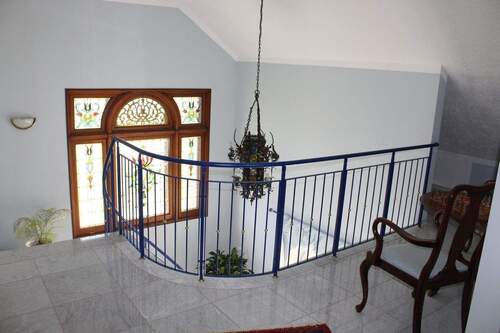 ... zur Galerie im DG - 