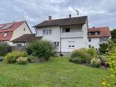 Hausrückseite m. Terrasse u. Garten - 7 Zimmer Einfamilienhaus zum Kaufen in Nürtingen