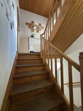 Treppenaufgang zum DG - 