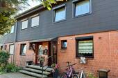 Außenansicht - Haus sucht junge Familie - 375.000,00&nbsp;EUR Kaufpreis, ca.&nbsp; 111,00&nbsp;m&sup2;&nbsp;Wohnfl&auml;che