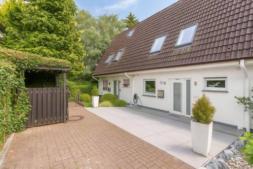 Außenansicht - Reihenmittelhaus mit 155,40 m² in Hilden zum Kaufen