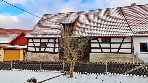 Außenansicht Scheune - 4 Zimmer Einfamilienhaus in Henfstädt