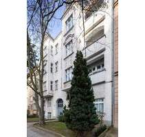 INVEST: Großzügige Altbauwohnung - 3 Zimmer, Balkon & idealer Grundriss in gediegener Lage! - Berlin Lichterfelde