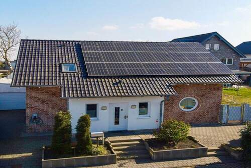 Luftbild Frontansicht - 5 Zimmer Einfamilienhaus zum Kaufen in Jüchen