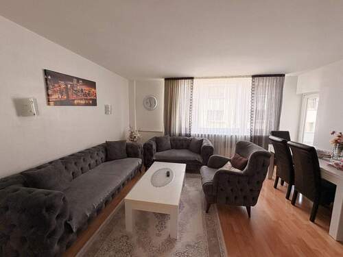 Wohn und Esszimmer - 3 Zimmer Etagenwohnung zum Kaufen in Köln / Kalk