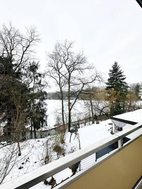 Blick vom Balkon auf Farrnbach - 