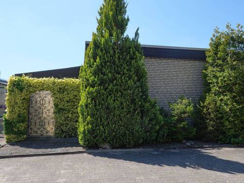 Ansicht vom Parkplatz - 