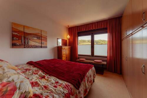Schlafzimmer EG - 