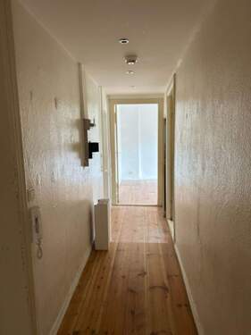 Flur - 4 Zimmer Etagenwohnung in Berlin