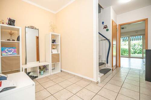 Diele - 4 Zimmer Reihenendhaus zum Kaufen in Edewecht