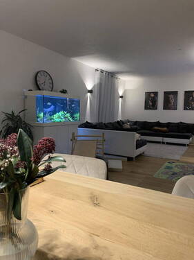 Bild 3 - 7 Zimmer Einfamilienhaus in Rheinhausen