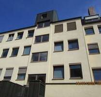 1 A - Lage Nürnberg Innenstadt! Mehrfamilienhaus mit Gewerbe und 16 Tiefgaragenstellplätzen (Baujahr 1981) zu vekaufen.