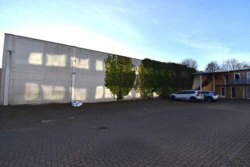 Parkplätze - 1 Zimmer Büro in Wedel