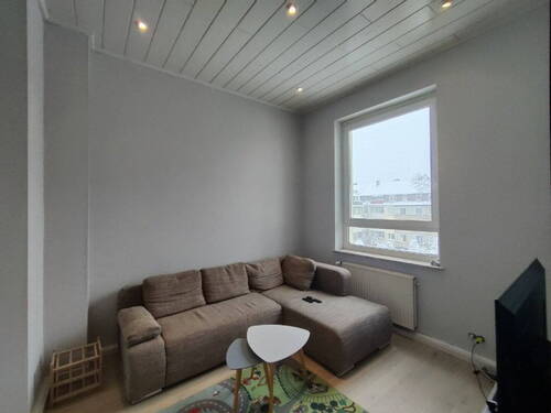 Kleines Zimmer eingerichtet - 