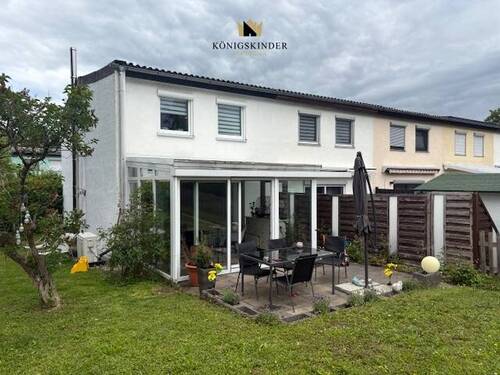 Bild 1 - Reihenendhaus mit Wintergarten, Südterrasse und Garten in Reutlingen. (weitere Fotos folgen)