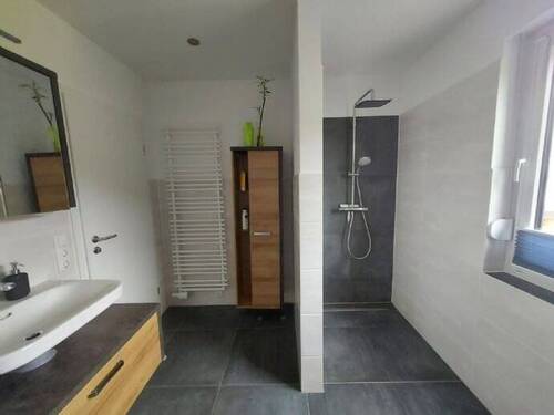 Bild 3 - Mehrfamilienhaus, Wohnhaus mit 124,00 m² in Gera zum Kaufen