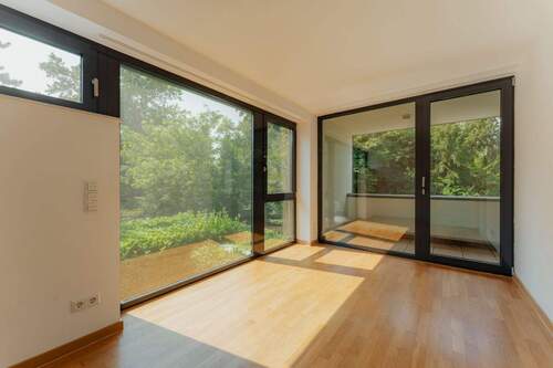 Zimmer 2 - 