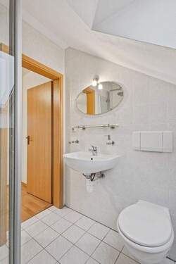 Badezimmer mit Dusche DG - 