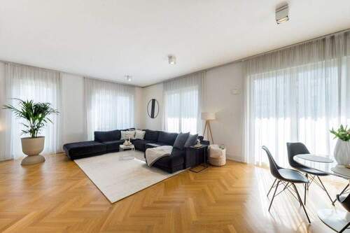 Wohnbereich - 4 Zimmer Etagenwohnung in Köln