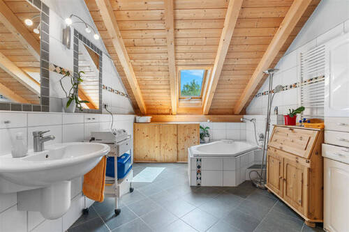 Badezimmer (DG) - 