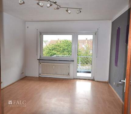 Wohnzimmer - 3 Zimmer Etagenwohnung in Oberhausen-Rheinhausen