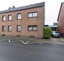 2-3 Familienhaus mit großem Grundstück am Rhein - Neuss Uedesheim