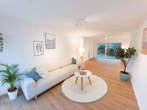 Wohnzimmer mit Waldblick! - 5 Zimmer Doppelhaushälfte zum Kaufen in Seevetal