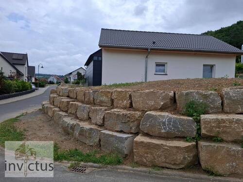 Hausansicht Seite - 3 Zimmer Einfamilienhaus zum Kaufen in Boxberg / Wölchingen