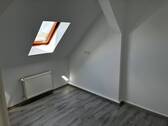 Schalfzimmer - neu sanierte Dachgeschoss Wohnung