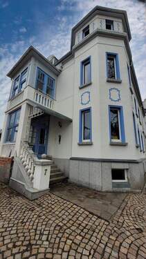 Eingangsbereich - 9 Zimmer Mehrfamilienhaus, Wohnhaus in Markneukirchen