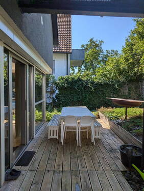 Nord-Terrasse - 8 Zimmer Einfamilienhaus in Korntal-Münchingen