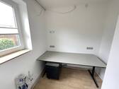 1/2 Zimmer im EG - 